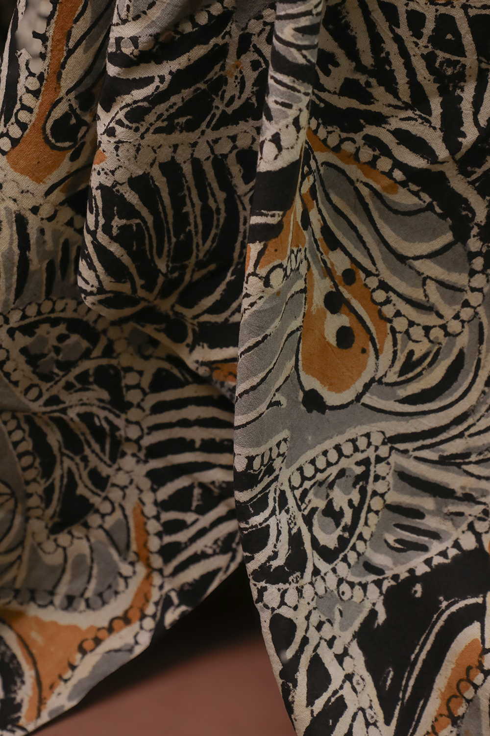 Multi-Colored Floral Printed kalamkari Cotton Fabric